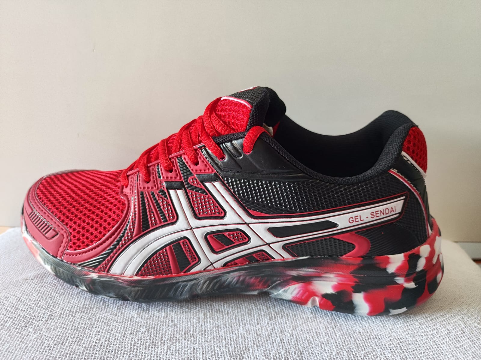 Asics Gel-Sendai vermelho